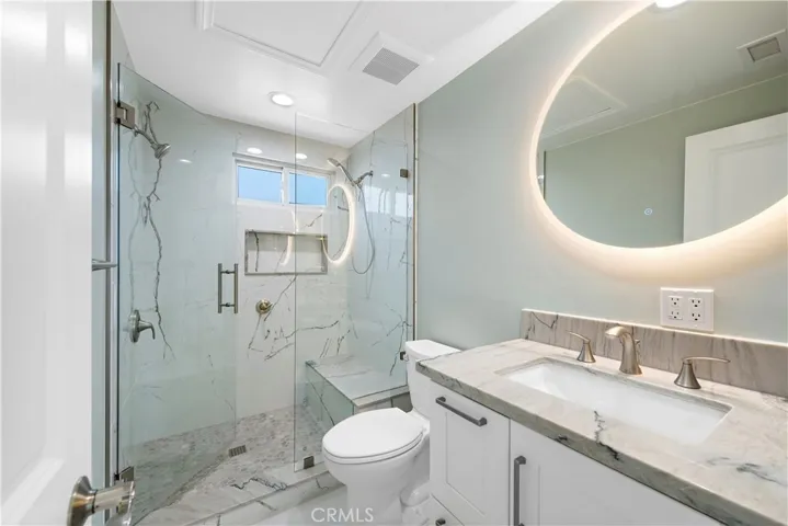 1435 Bluebird Canyon Drive, Laguna Beach, California 92651