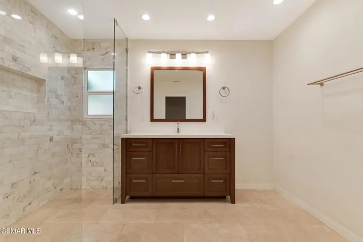 9244 Jellico Ave  -  HsHProd-27