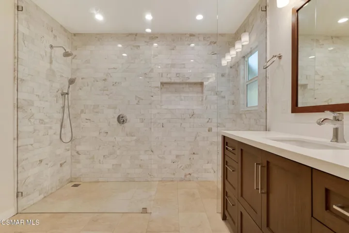 9244 Jellico Ave  -  HsHProd-28