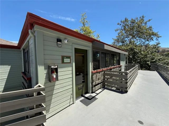 1411 Marsh 203, San Luis Obispo, California 93401
