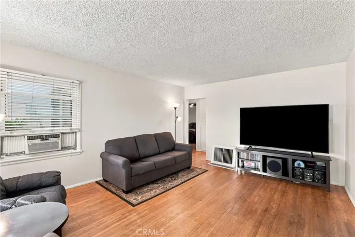 5728 Coldbrook Avenue, Lakewood, California 90713