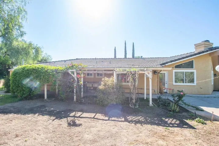 2715 S Centre City Parkway, Escondido, California 92025