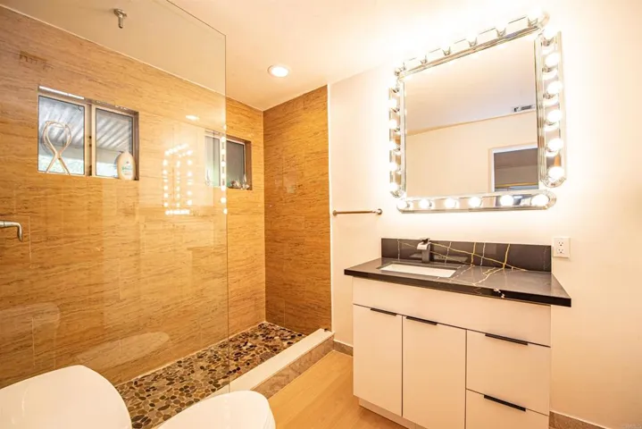 2715 S Centre City Parkway, Escondido, California 92025
