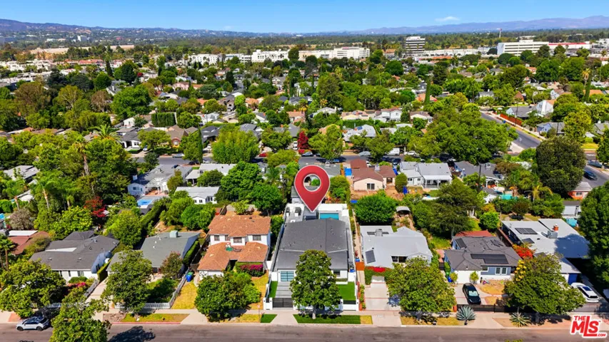 5735 Saloma Avenue, Los Angeles, California 91411