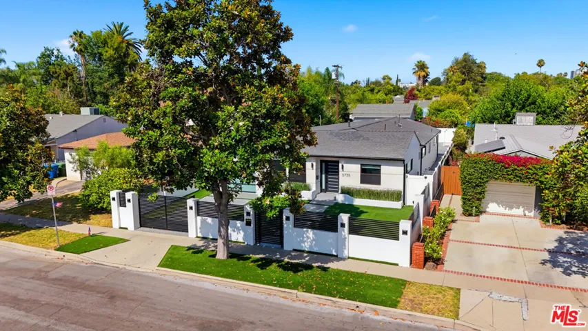 5735 Saloma Avenue, Los Angeles, California 91411