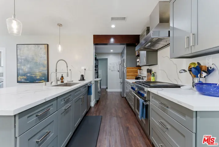 966 Worcester Avenue, Pasadena, California 91104