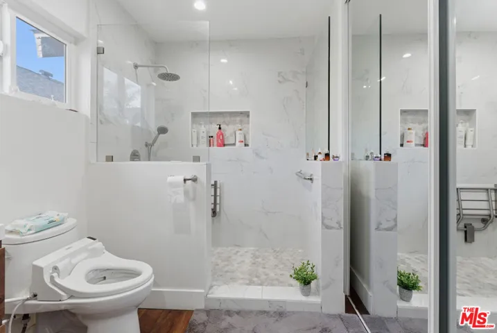 966 Worcester Avenue, Pasadena, California 91104
