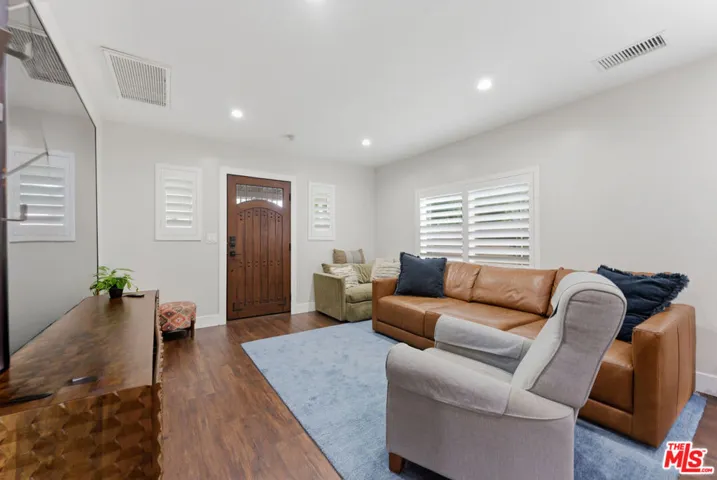 966 Worcester Avenue, Pasadena, California 91104