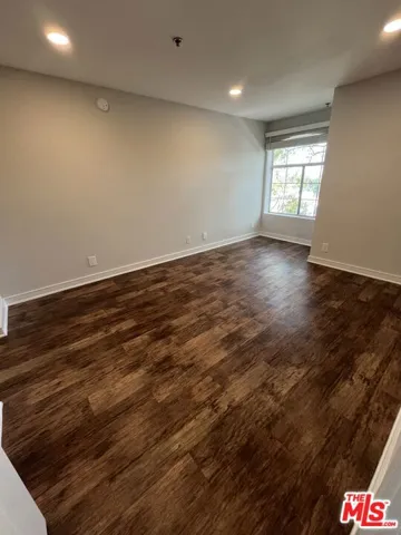 7660 Beverly Boulevard 407, Los Angeles, California 90036