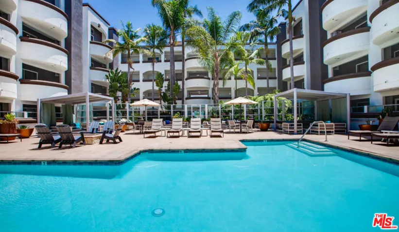 7660 Beverly Boulevard 407, Los Angeles, California 90036