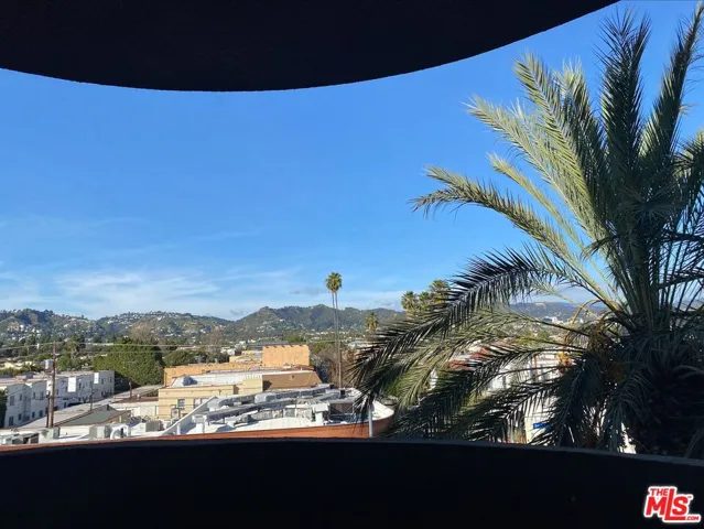7660 Beverly Boulevard 407, Los Angeles, California 90036