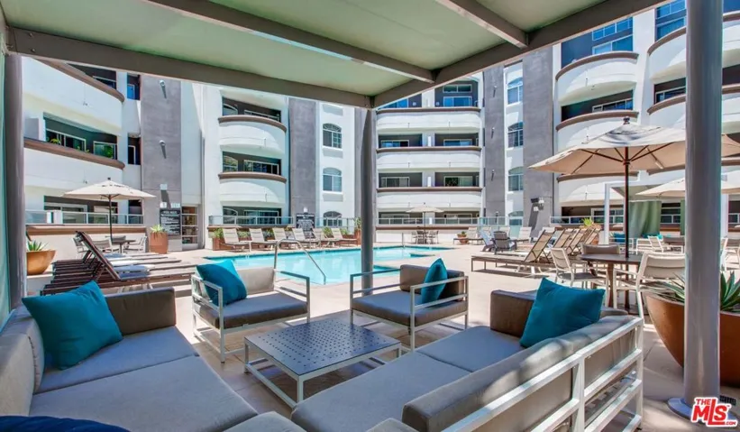7660 Beverly Boulevard 407, Los Angeles, California 90036