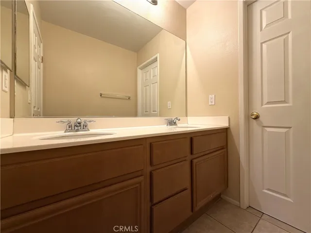 10258 Susan, Hesperia, California 92345