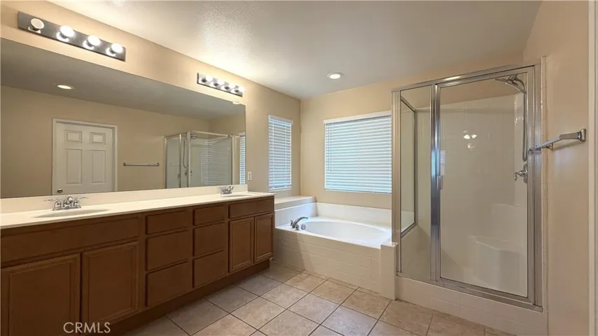 10258 Susan, Hesperia, California 92345