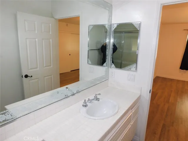 5 Lakefront, Irvine, California 92604