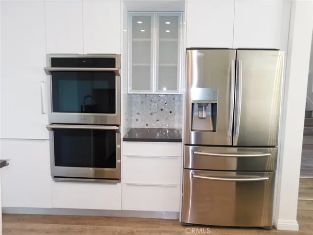 5 Lakefront, Irvine, California 92604