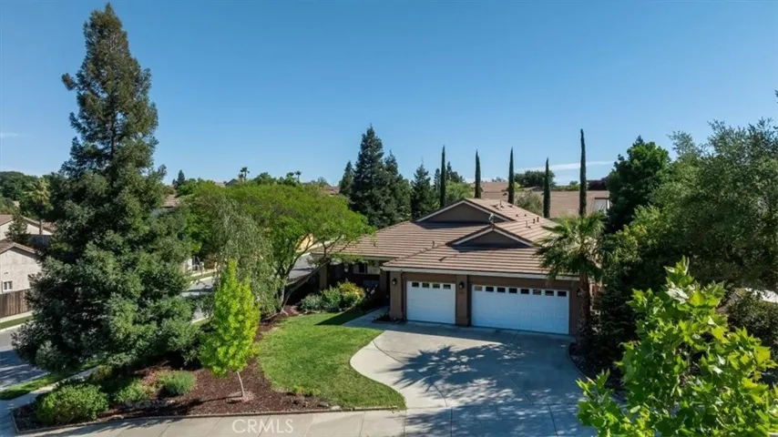 322 Montebello Oaks, Paso Robles, California 93446
