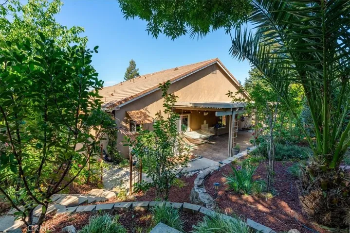 322 Montebello Oaks, Paso Robles, California 93446
