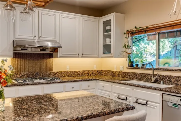 322 Montebello Oaks, Paso Robles, California 93446