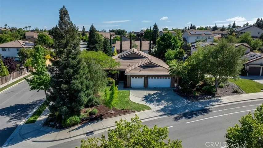 322 Montebello Oaks, Paso Robles, California 93446