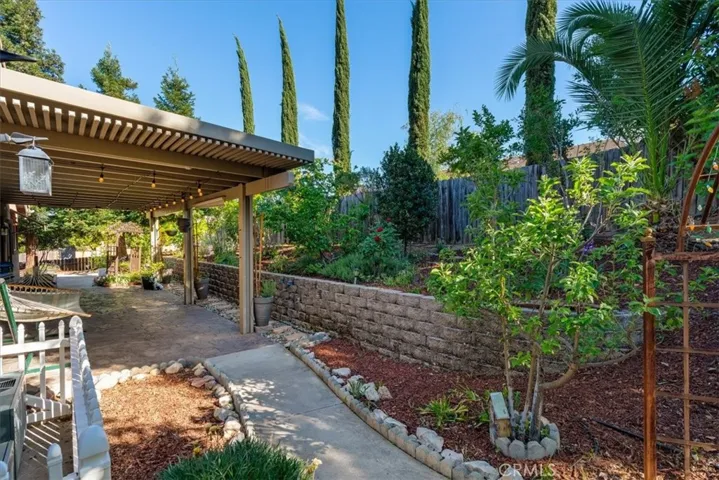 322 Montebello Oaks, Paso Robles, California 93446