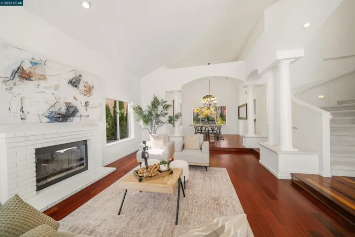 209 Walnut Creek Ct, Danville, California 94506