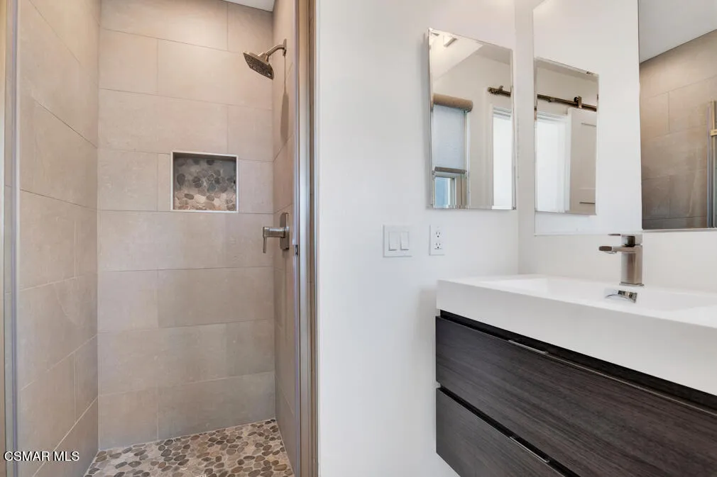 3650 Sunset Ln-HsHProd-44