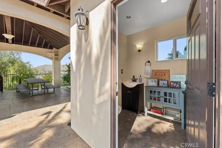 4725 Eagle Ridge Court, Jurupa Valley, California 92509