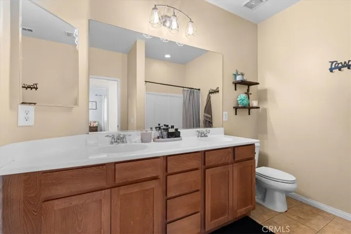 4725 Eagle Ridge Court, Jurupa Valley, California 92509