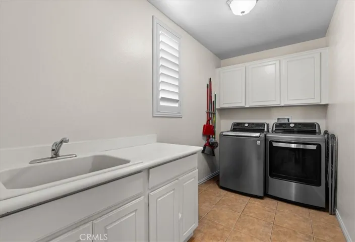 4725 Eagle Ridge Court, Jurupa Valley, California 92509