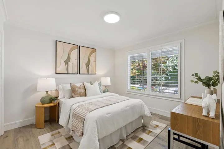 19241 Brockton Lane, Saratoga, California 95070
