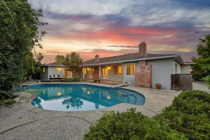 19241 Brockton Lane, Saratoga, California 95070