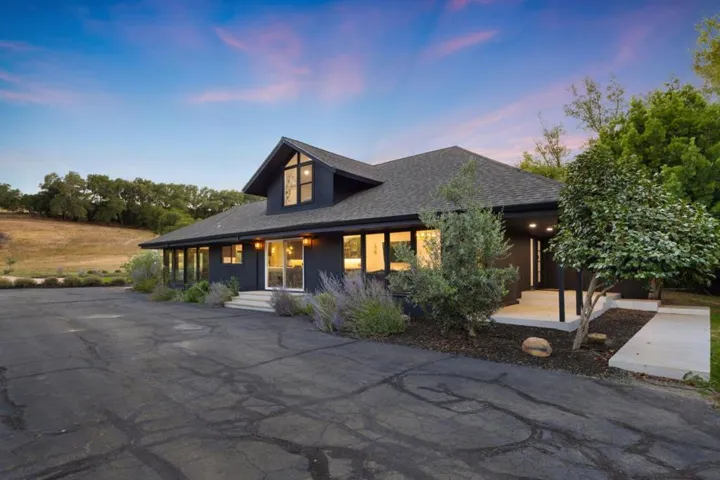 1195 Partrick Road, Napa, California 94558