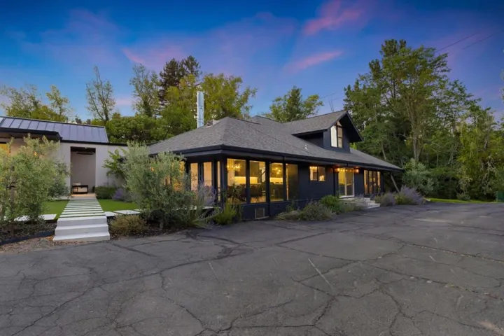 1195 Partrick Road, Napa, California 94558