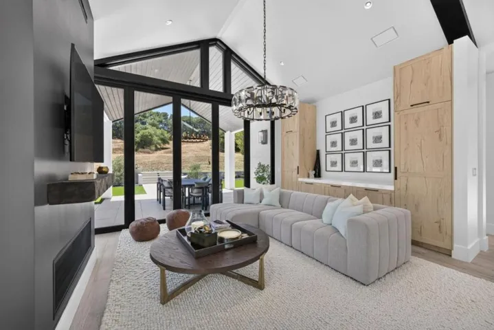 1195 Partrick Road, Napa, California 94558