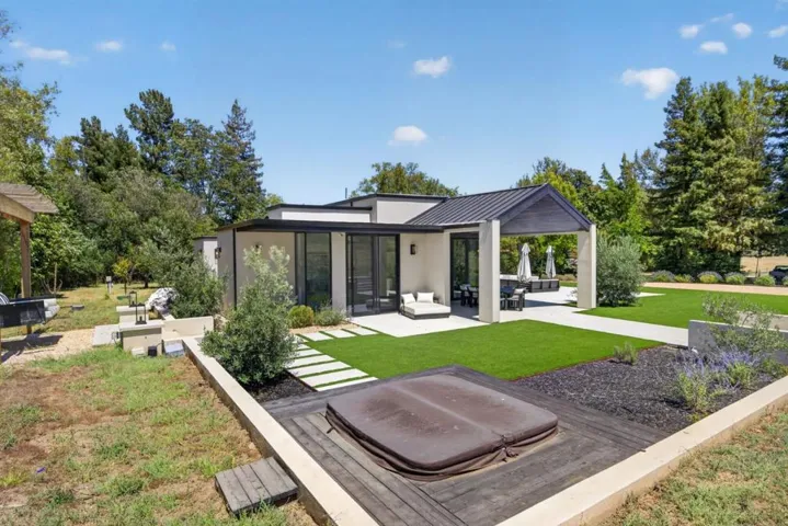 1195 Partrick Road, Napa, California 94558