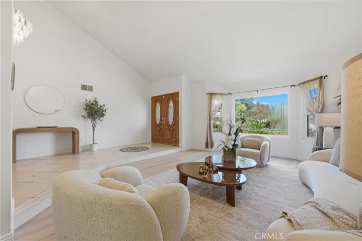 753 El Vallencito, Walnut, California 91789