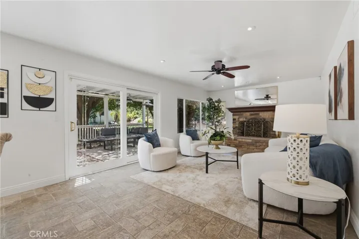 753 El Vallencito, Walnut, California 91789