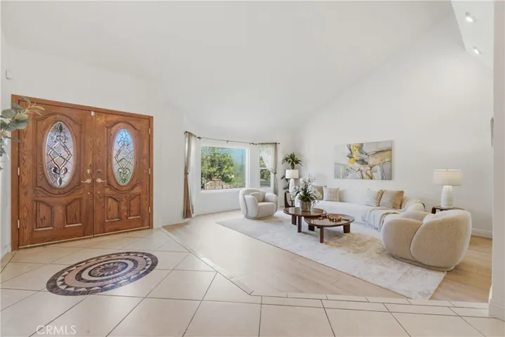 753 El Vallencito, Walnut, California 91789