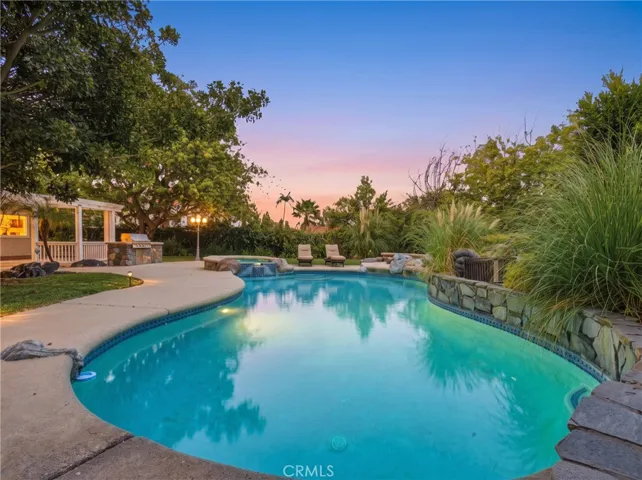 753 El Vallencito, Walnut, California 91789