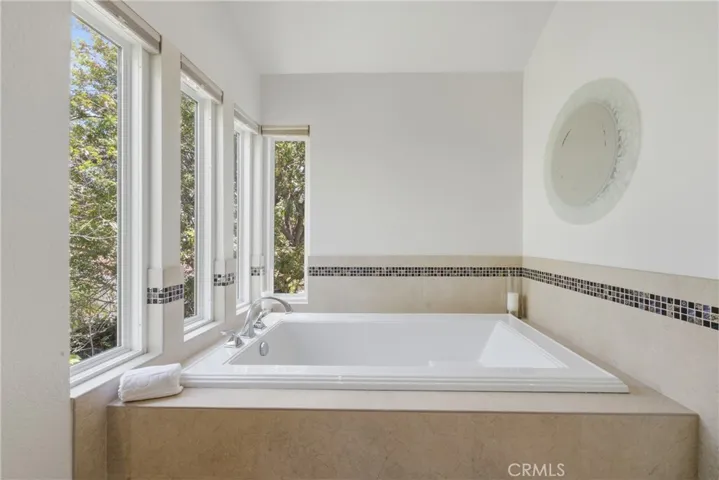 753 El Vallencito, Walnut, California 91789