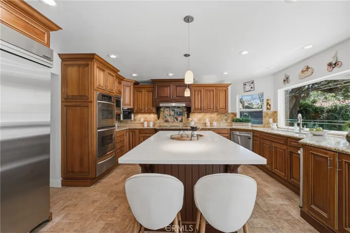 753 El Vallencito, Walnut, California 91789