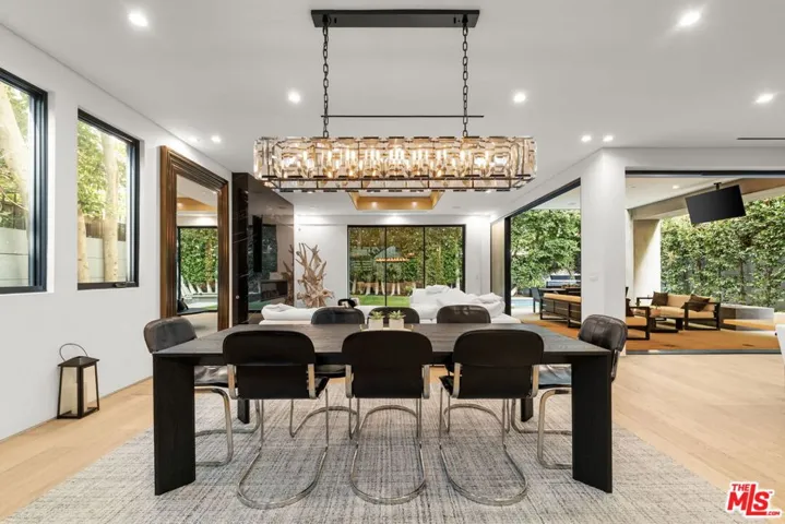 828 N Gardner Street, Los Angeles, California 90046