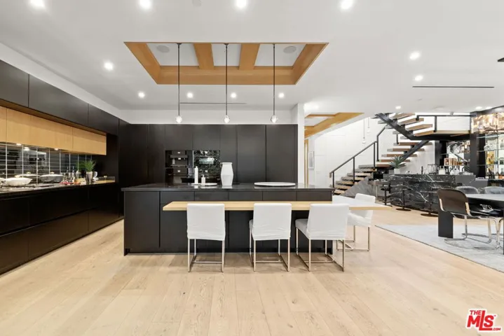 828 N Gardner Street, Los Angeles, California 90046