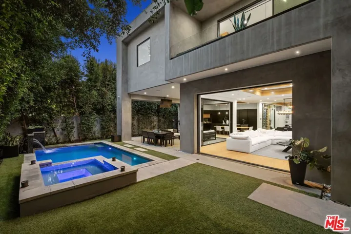 828 N Gardner Street, Los Angeles, California 90046