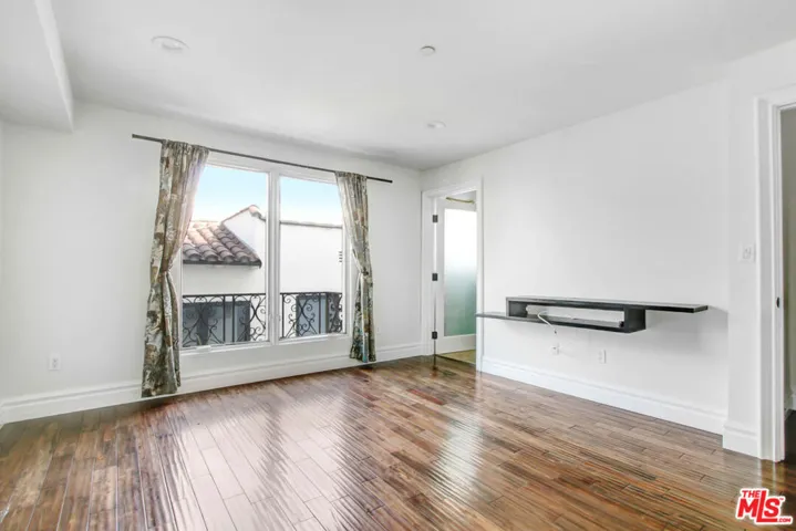 1096 S Bedford Drive 102, Los Angeles, California 90035