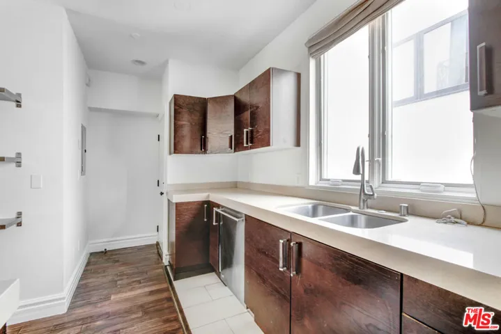 1096 S Bedford Drive 102, Los Angeles, California 90035