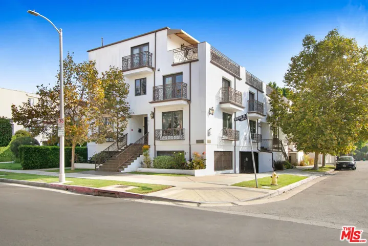 1096 S Bedford Drive 102, Los Angeles, California 90035