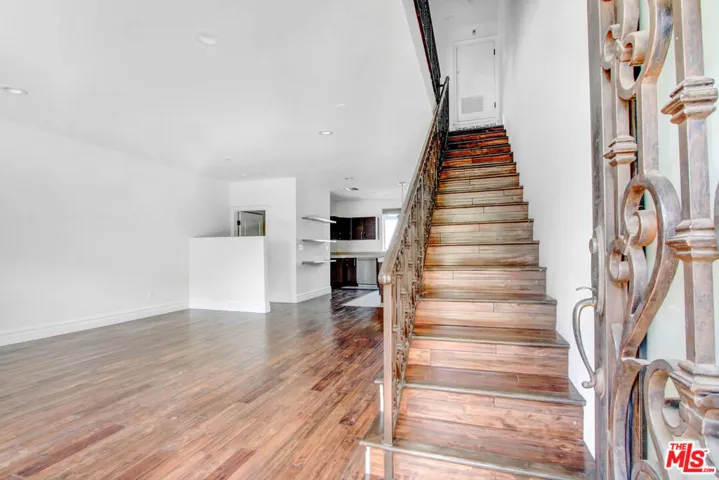 1096 S Bedford Drive 102, Los Angeles, California 90035