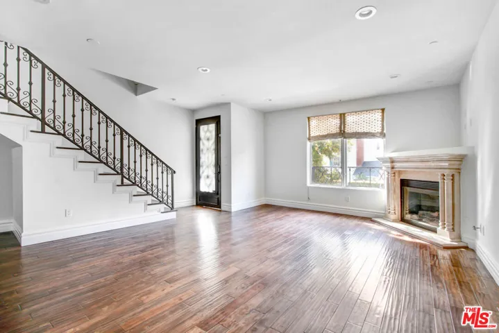 1096 S Bedford Drive 102, Los Angeles, California 90035